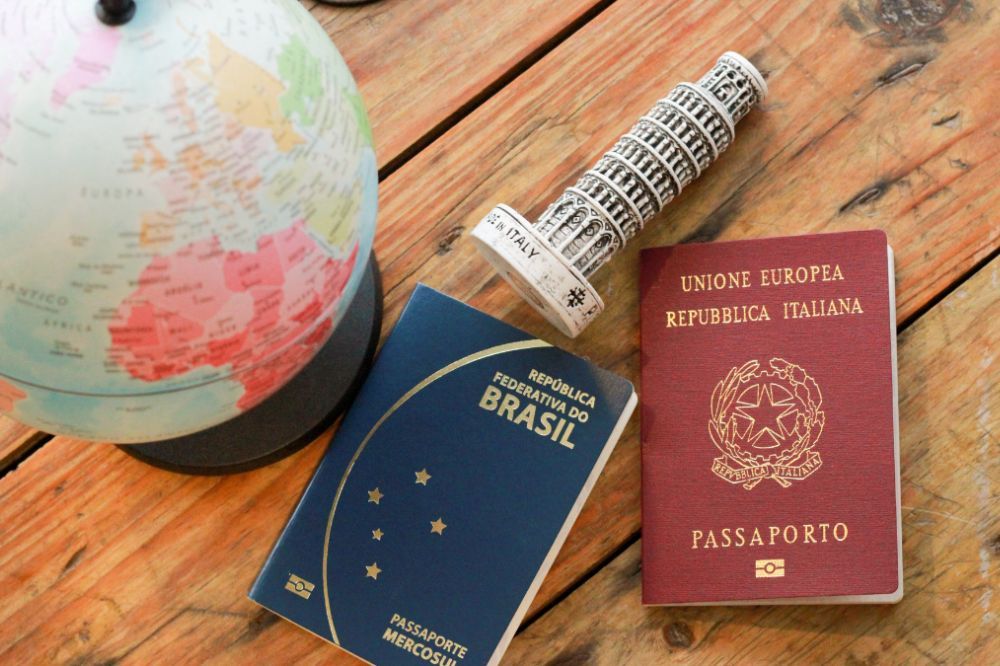 proposta de lei facilita a entrada de descendentes de italianos passaportes